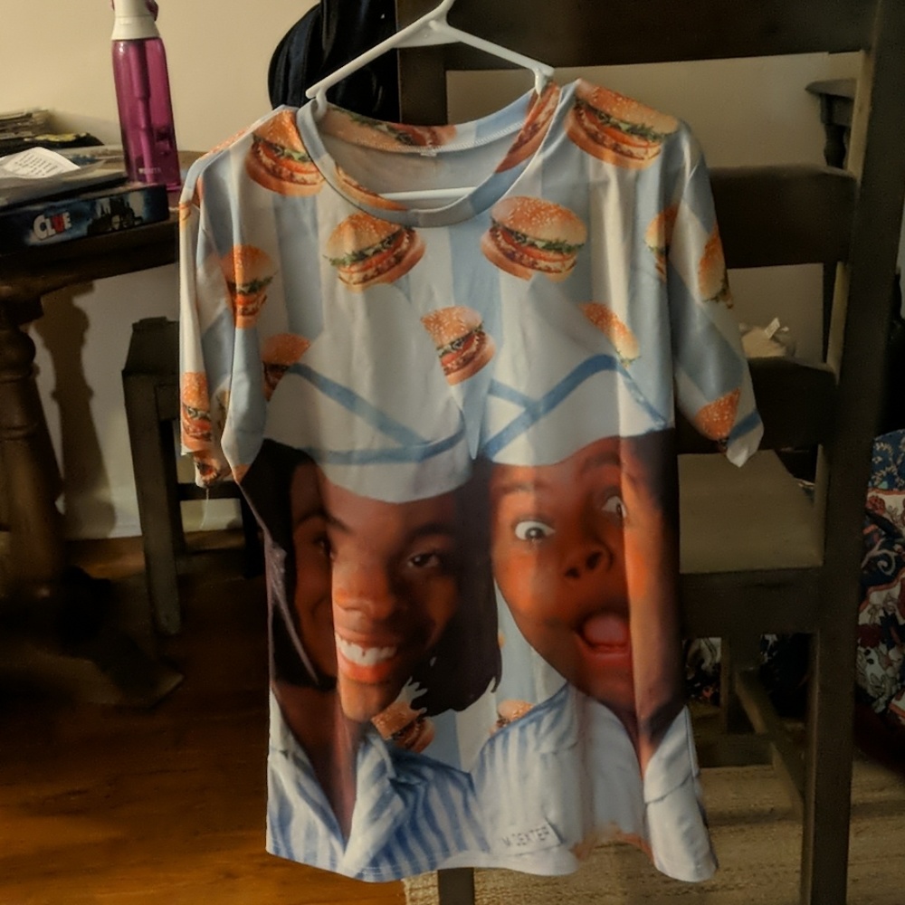 Good burger shirt 👍🍔